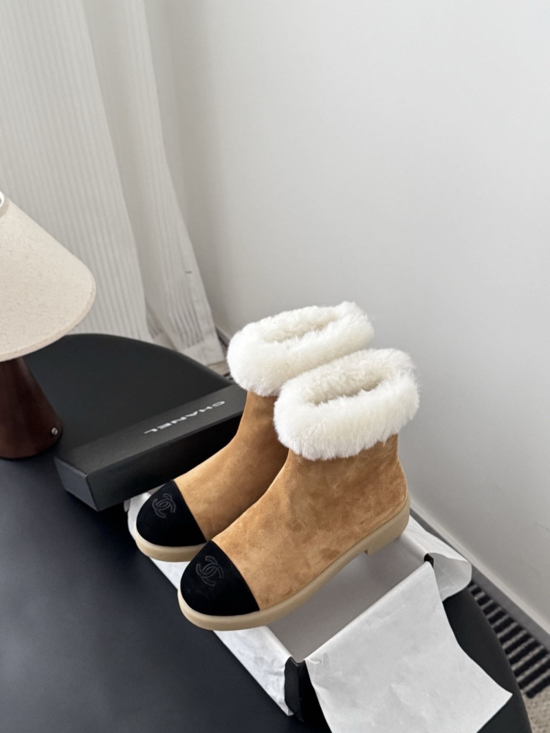 Ch**el boots